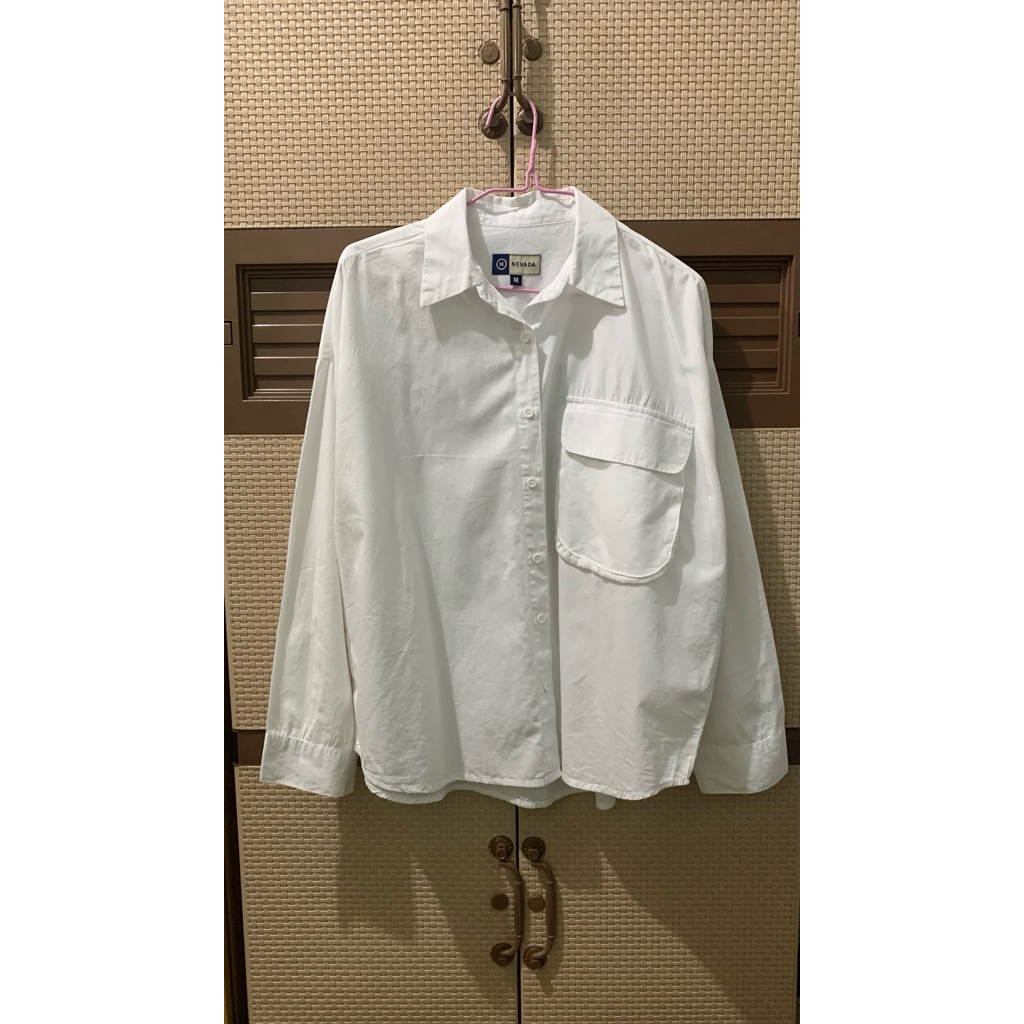 ♡ Preloved Kemeja Putih Nevada ♡