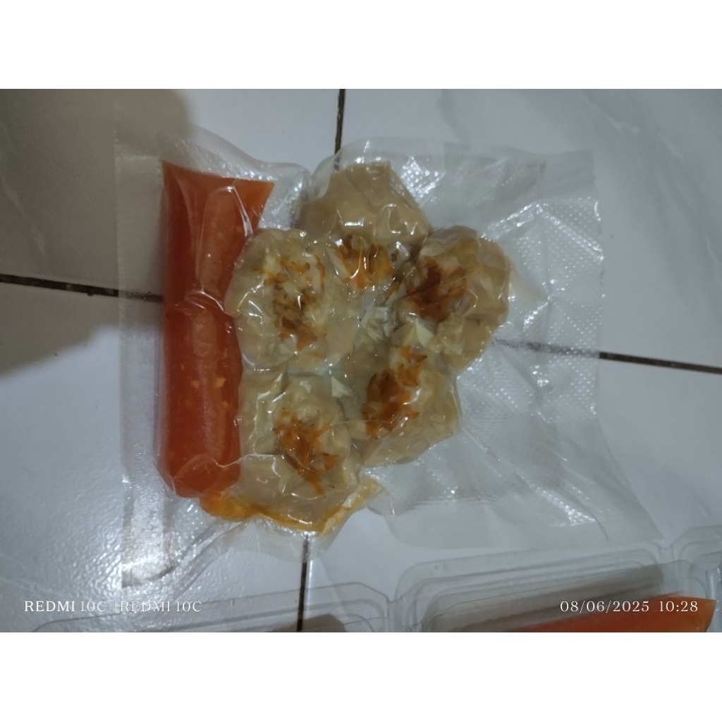 

Dimsum ayam isi 5 pcs