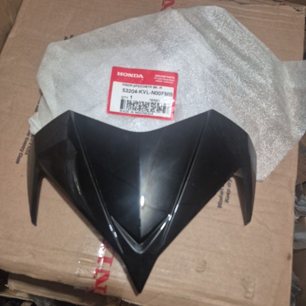 Cover Visor Topi Batok lampu depan Honda Supra X 125 X125 Batman Original Ahm Honda 53204-KVL-N00