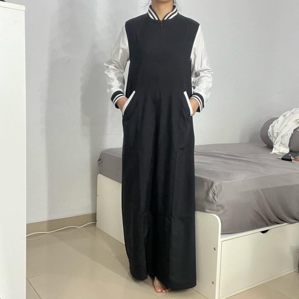 Hauri By Norma Hauri Abaya Sporty Premium / Gamis Umroh - M / Black White
