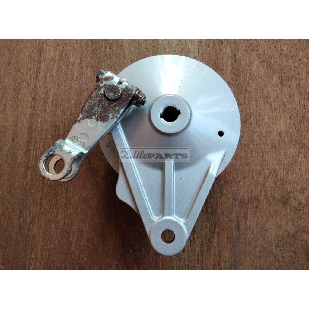 Panel tutup rem tromol trombol belakang honda supra x 125 lama ori original 43100 kph 700 panel comp