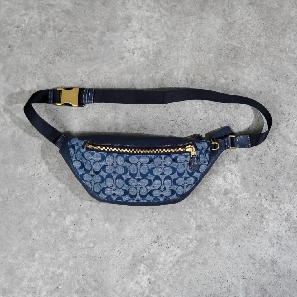 COACH Warren CC Monogram Bumbag / Waist Bag / Belt Bag in Denim Blue