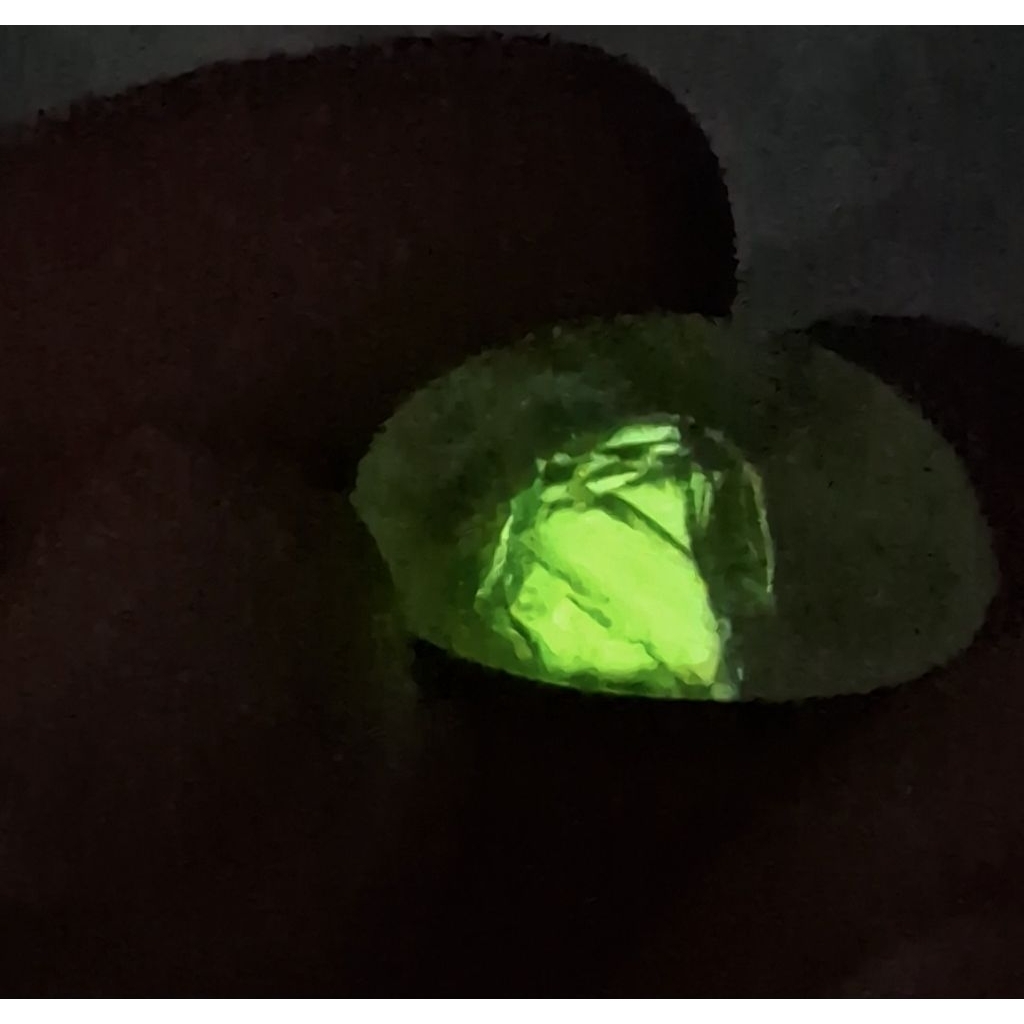 natural kecubung unik menyala