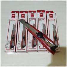 

Pisau Cutter Deli Besar