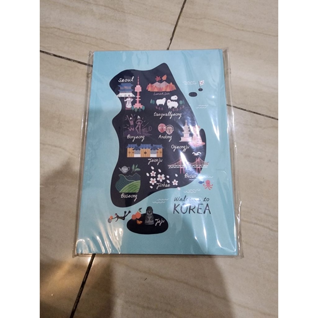 

Buku tulis A4 - Warna Biru dengan gambar Korea