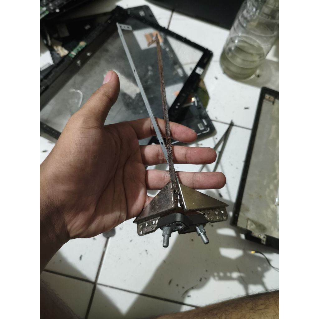 engsel laptop asus f5r ori