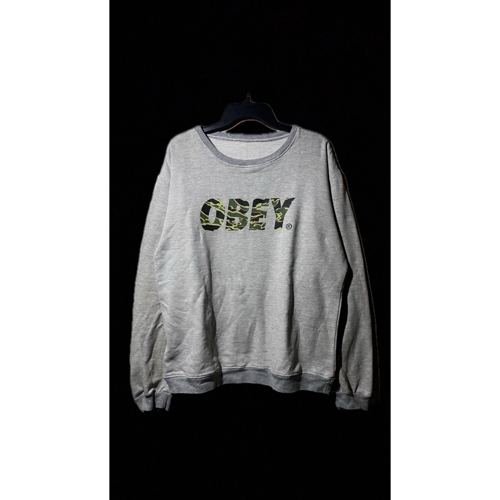 crewneck obey