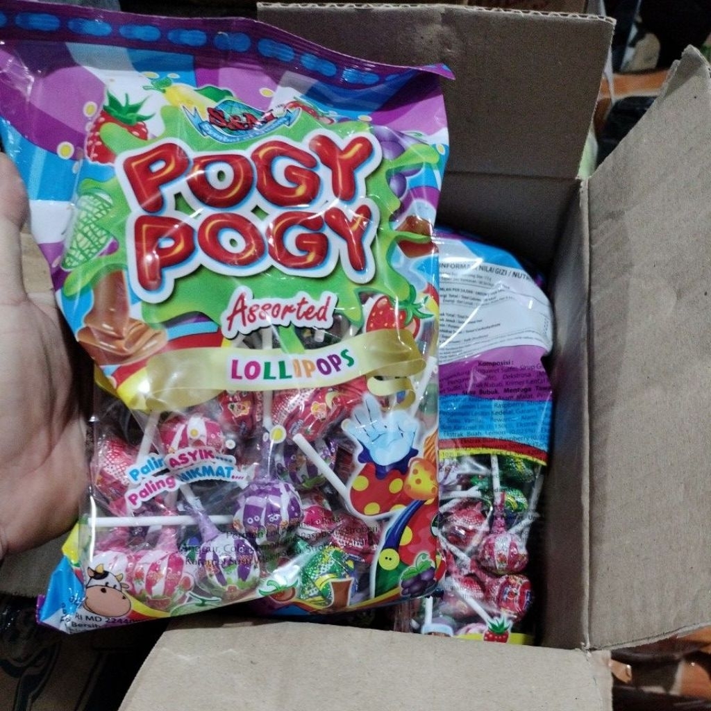 

PERMEN POGY POGY ASSORTEH LOLLIPOPS isi 50 pcs x 9g 450g