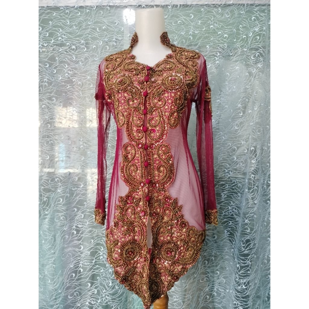 Preloved Kebaya Maroon lengan panjang