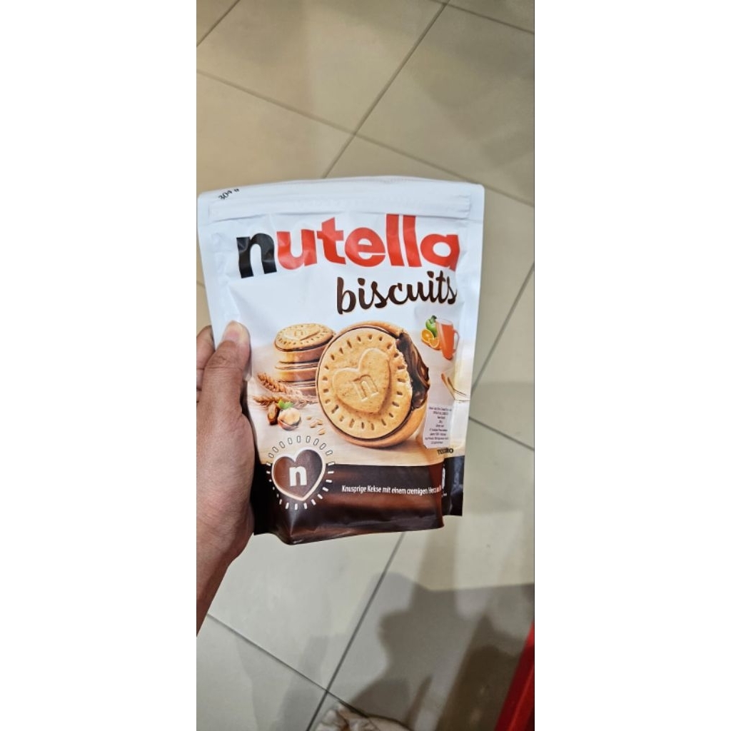 

Nutella biscuit 304gr exp Oct 2025