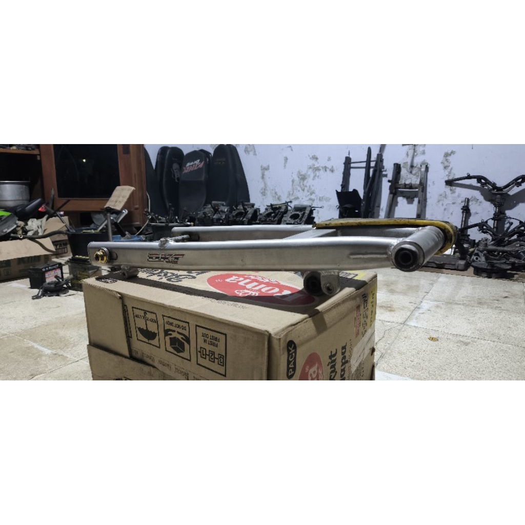 swing arm almu dkt copotan Vixion