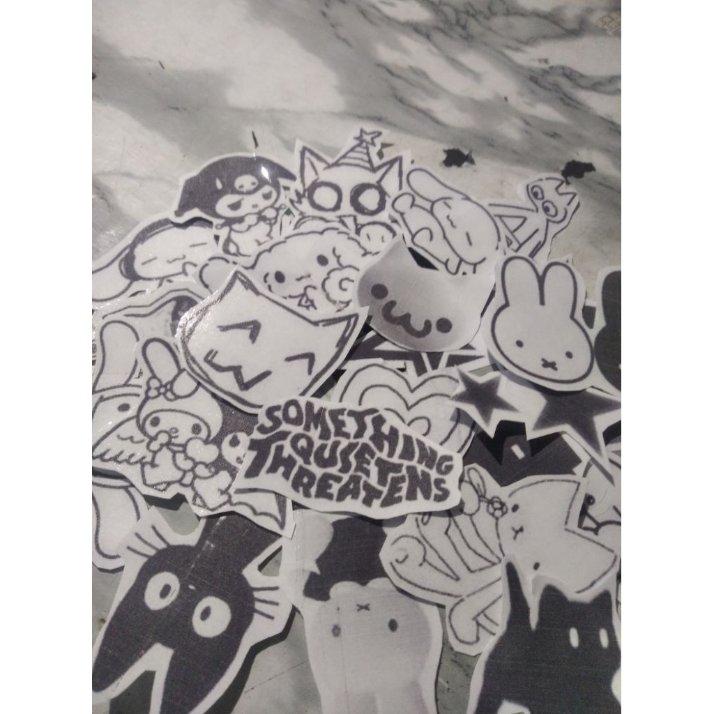 

stiker random monochrome BW 25pcs termurah