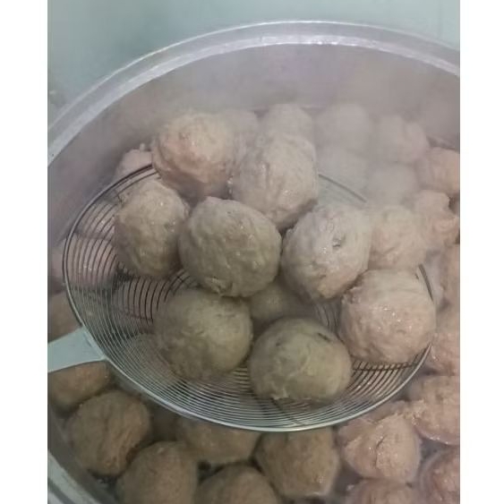 

Pentol Jumbo Daging Sapi Premium Isi 6 Perpcs P embelian Bisa COD