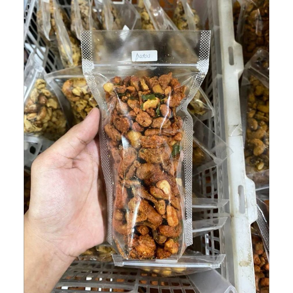 

Mete Rasa Rasa- Madu - Crispy - Wijen - Pedas - Original
