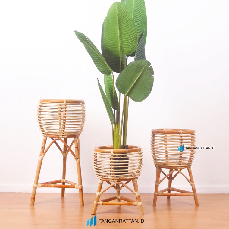 KODE U66Q Standing Pot Bunga Rotan  Tempat Bunga Rotan Finishing Natural Melamin  Standing 3 Kaki