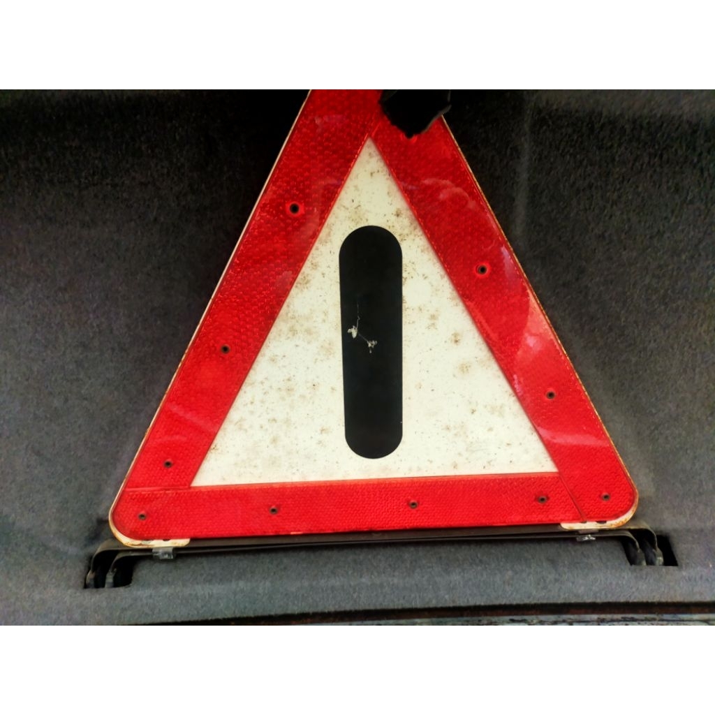 Mercedes W140 Segitiga Pengaman Copotan Original