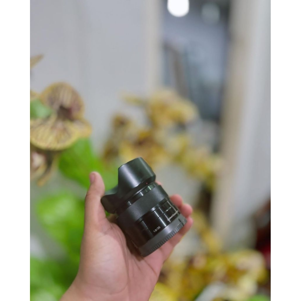lensa fix sony 35 mm bukan lensa fix sony 50 mm
