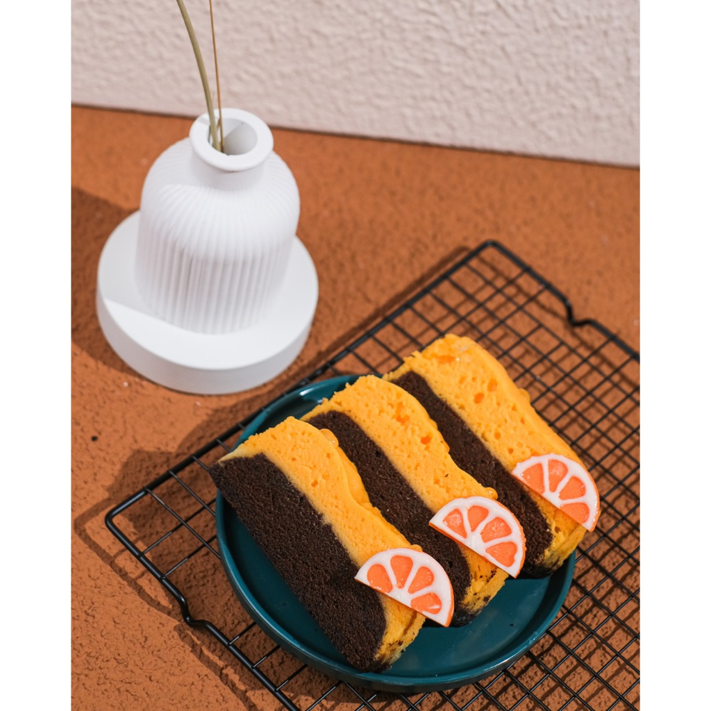 

Amanda-Brownies-Orange-Cheese