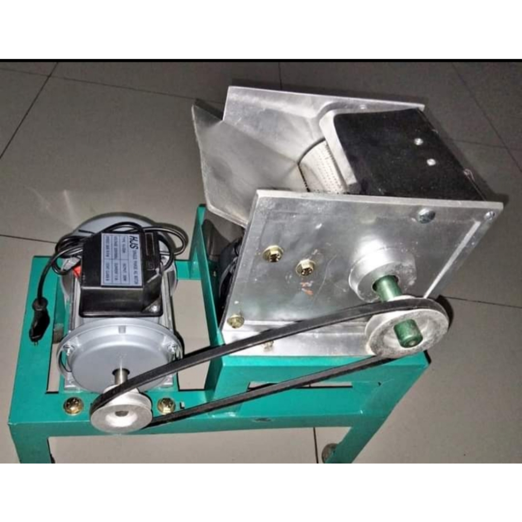 PARUT KELAPA BESAR VANBELT ,MESIN PARUT KELAPA LISTRIK VANBELT . MESIN PARUT KELAPA LISTRIK UKURAN T