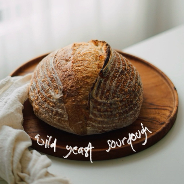 

wild yeast sourdough loaf ( +/- 800gram )