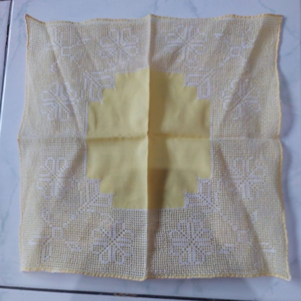 Sapu Tangan Bordir Kain Khas MINAHASA