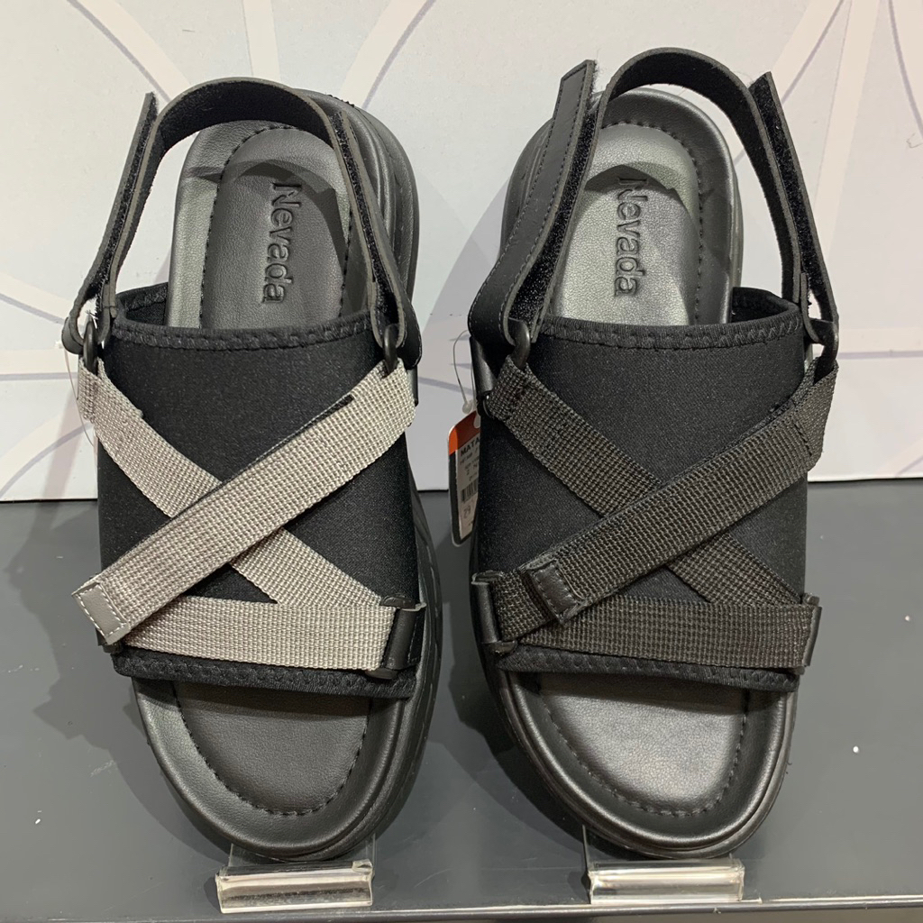 Sandal gunung pria dewasa Nevada (39-44)