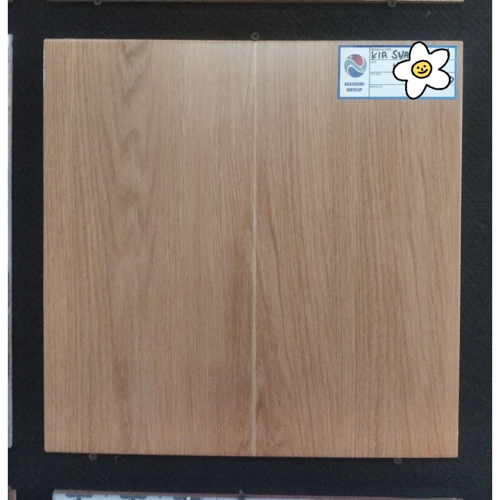 keramik lantai 40x40 Svanna beige matt