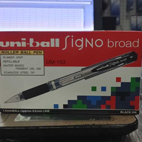 

Bolpen Boxy Uniball UM-153 Hitam
