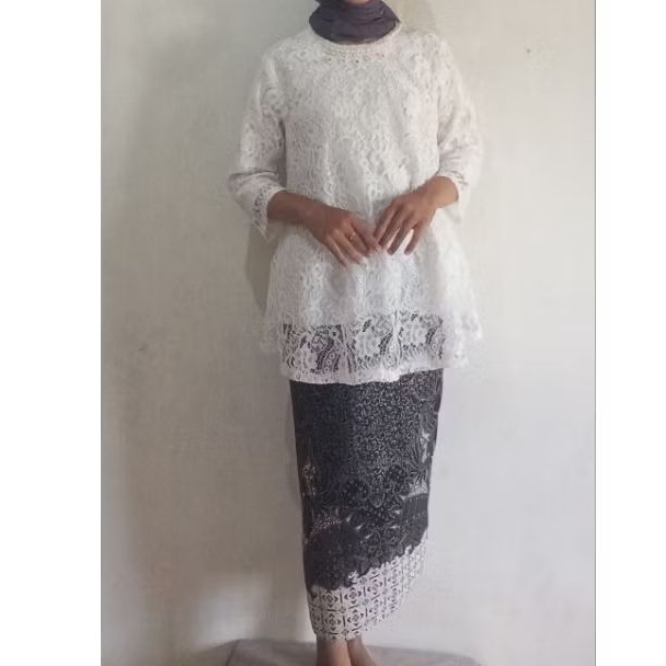 preloved kebaya putih(only kebaya)