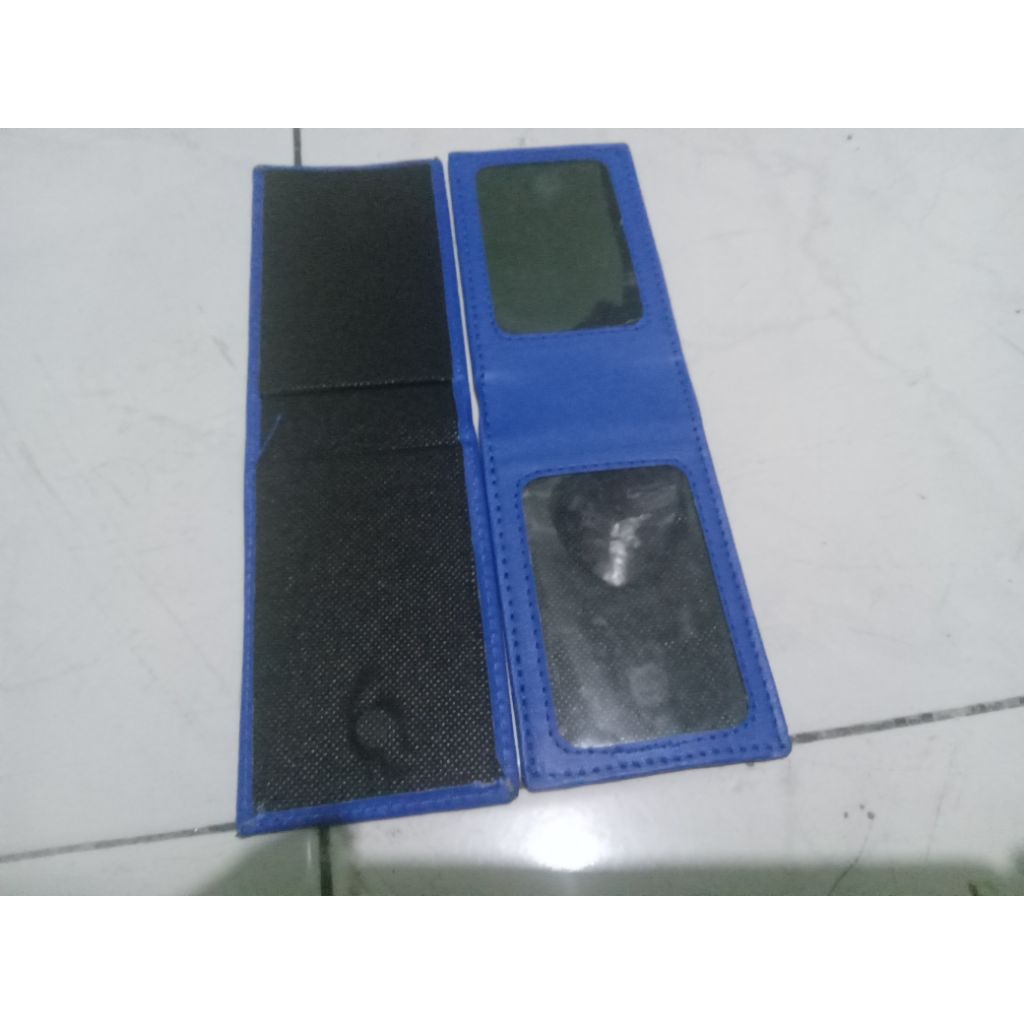 

name tag id card holder saku 2 slot card_biru