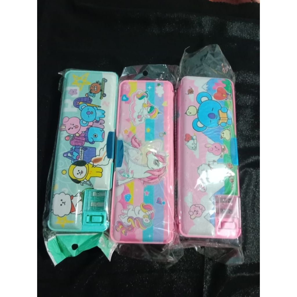 

kotak pensil karakter