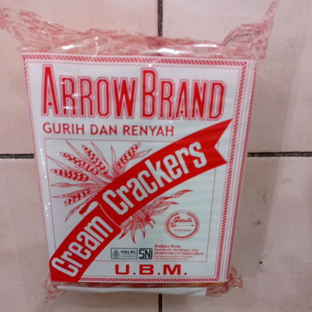 

Arrow Brand Cream Crackers 350gr 1 Bungkus