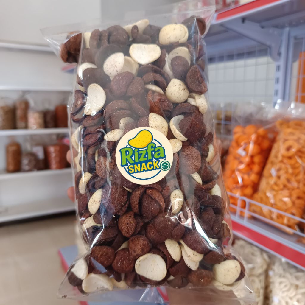 

KOKO KRUCH/COCOCRANS HITAM PUTIH