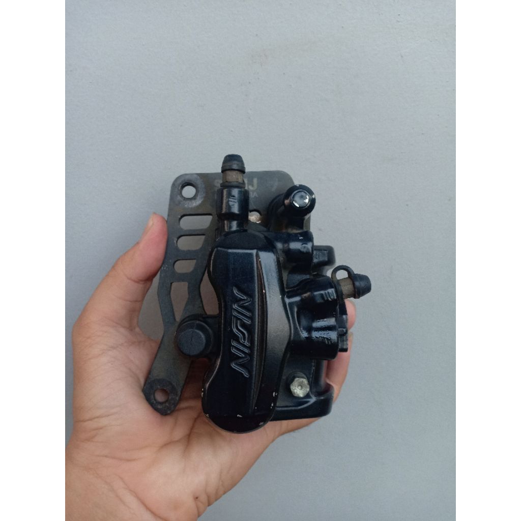 KALIPER PCX 3 PISTON BREKET STMJ 220