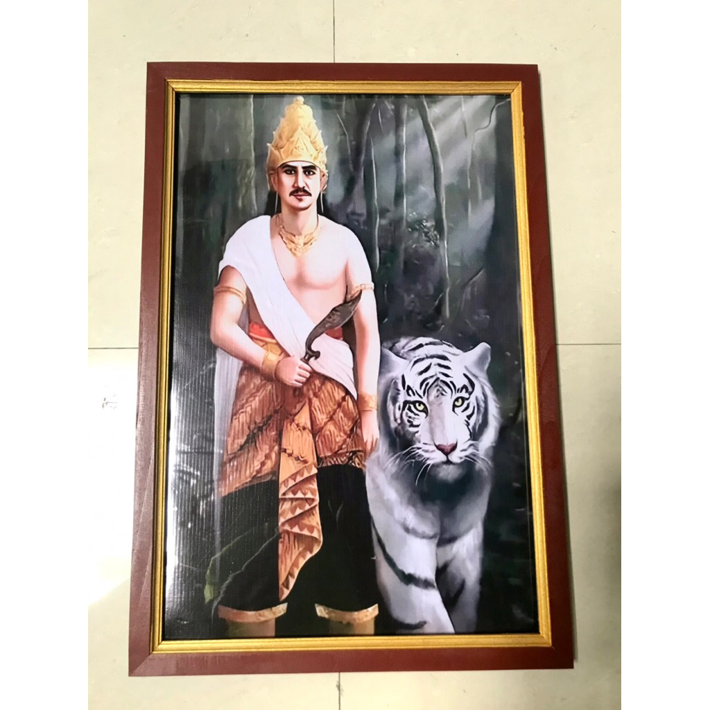 hiasan dinding lukisan cetak gambar prabu Siliwangi plus bingkai