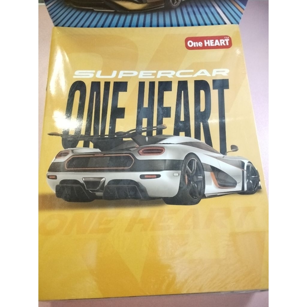 

Buku tulis one heart 38 lembar