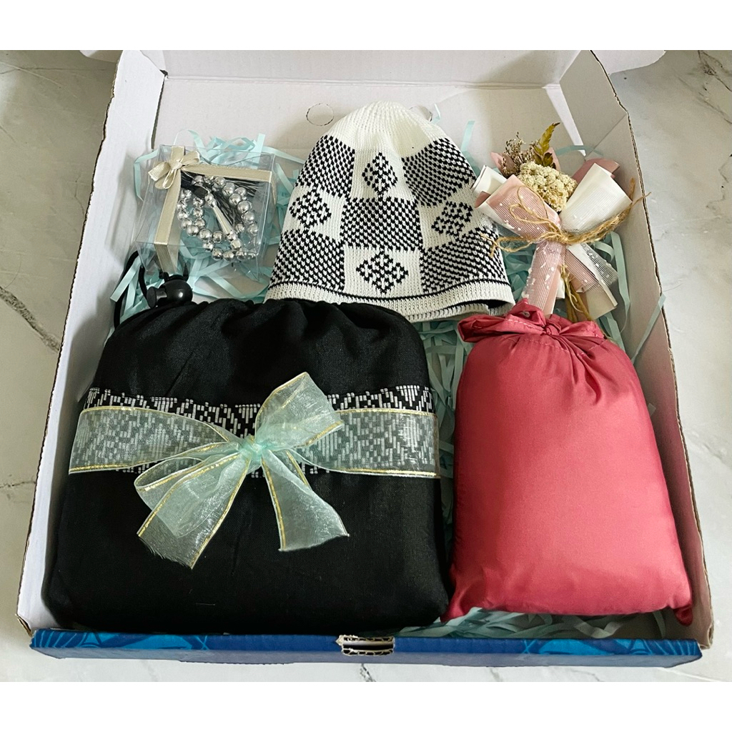 

BEST SELLER HAMPERS COUPLE MAKARIM PACKAGE HAMPERS PERNIKAHAN KADO PERNIKAHAN WEDDING GIFT HAMPERS