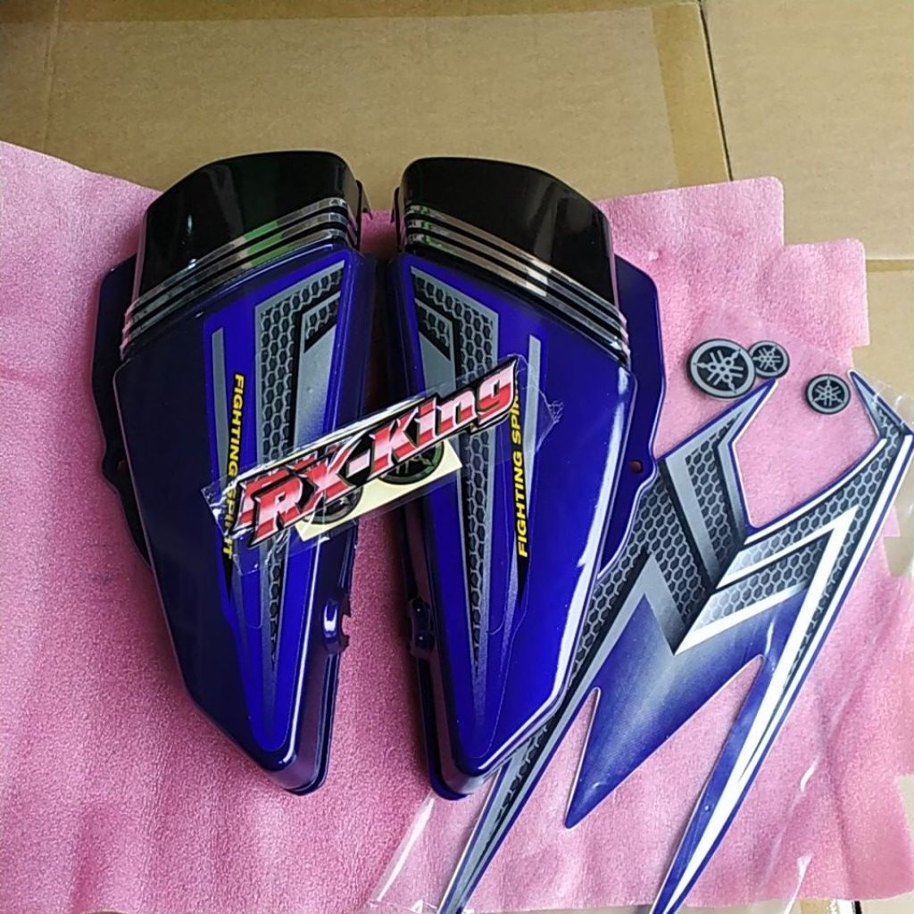 Box Tutup Aki RX King 2004 Biru Set Emblem