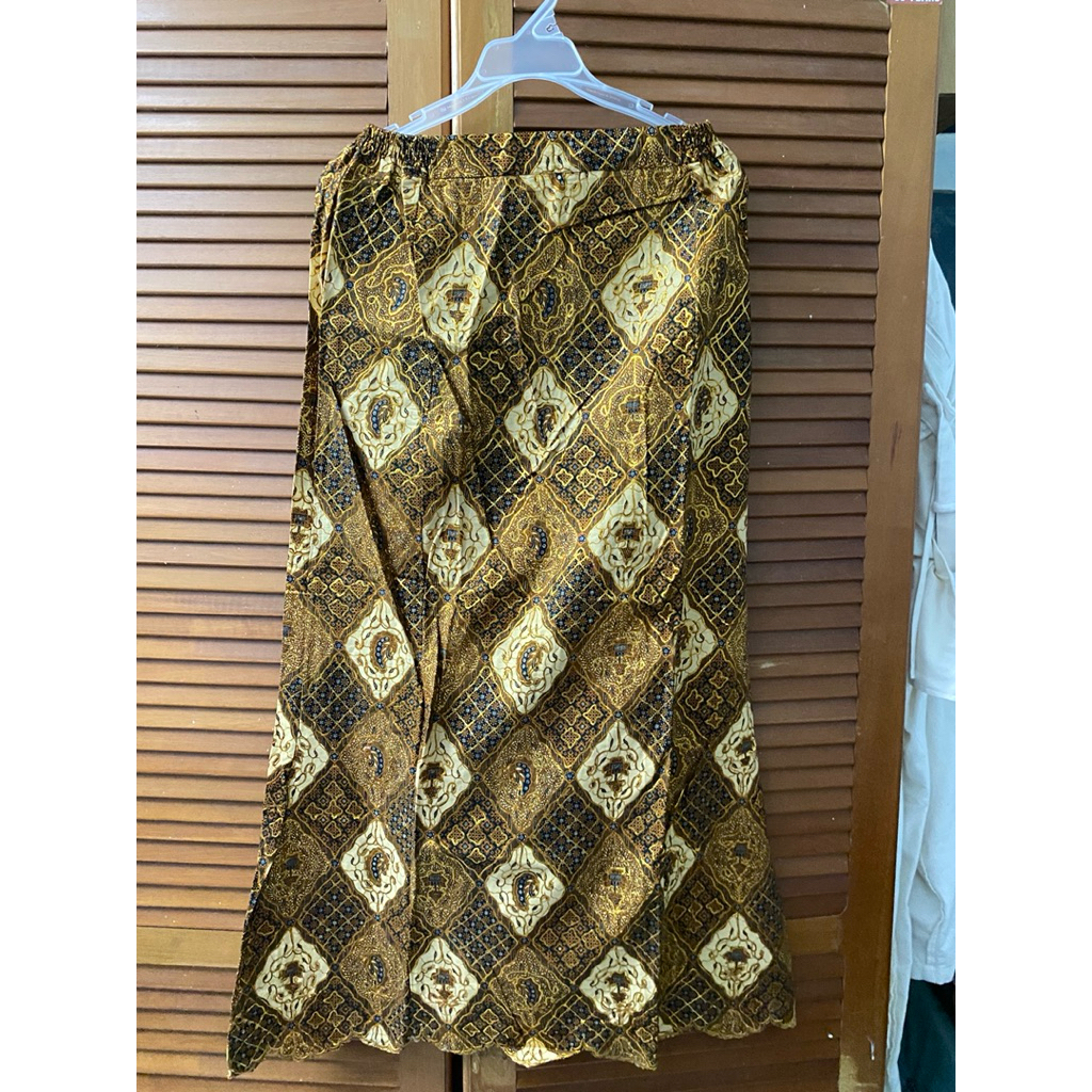 Jarik, kain batik instan dengan glossy (shimmer ) Preloved