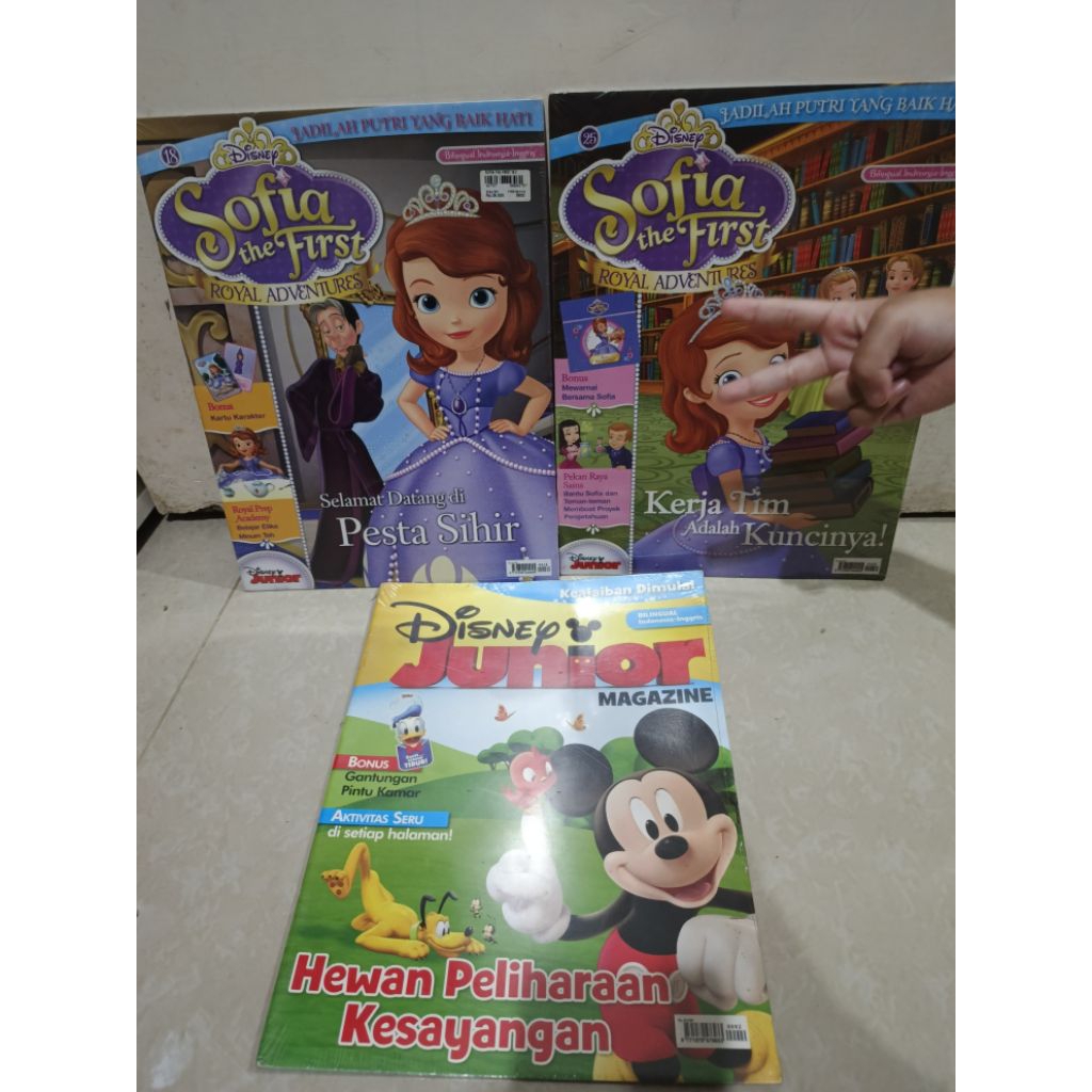 sofia magazine disney junior magazine