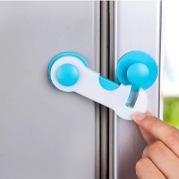 KUNCI PENGAMAN LACI LEMARI KULKAS / ADHESIVE CHILD LOCK / PENGAMAN LACI / PENGAMAN LACI LEMARI PINTU
