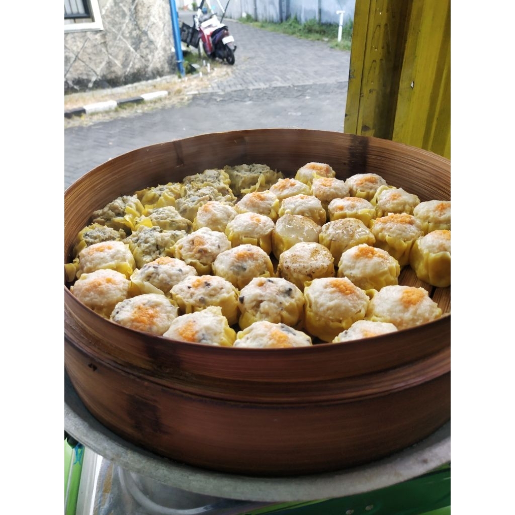 

DIMSUM MENTAI TANPA TOBIKO/DIMSIM SURABAYA/DIMSUM AYAM UDANG