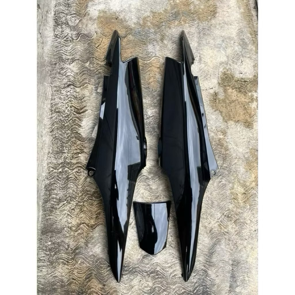 Cover Body Bodi Kanan Kiri Honda Supra Fit New Hitam Body kanan kiri Supra Fit New Terlaris