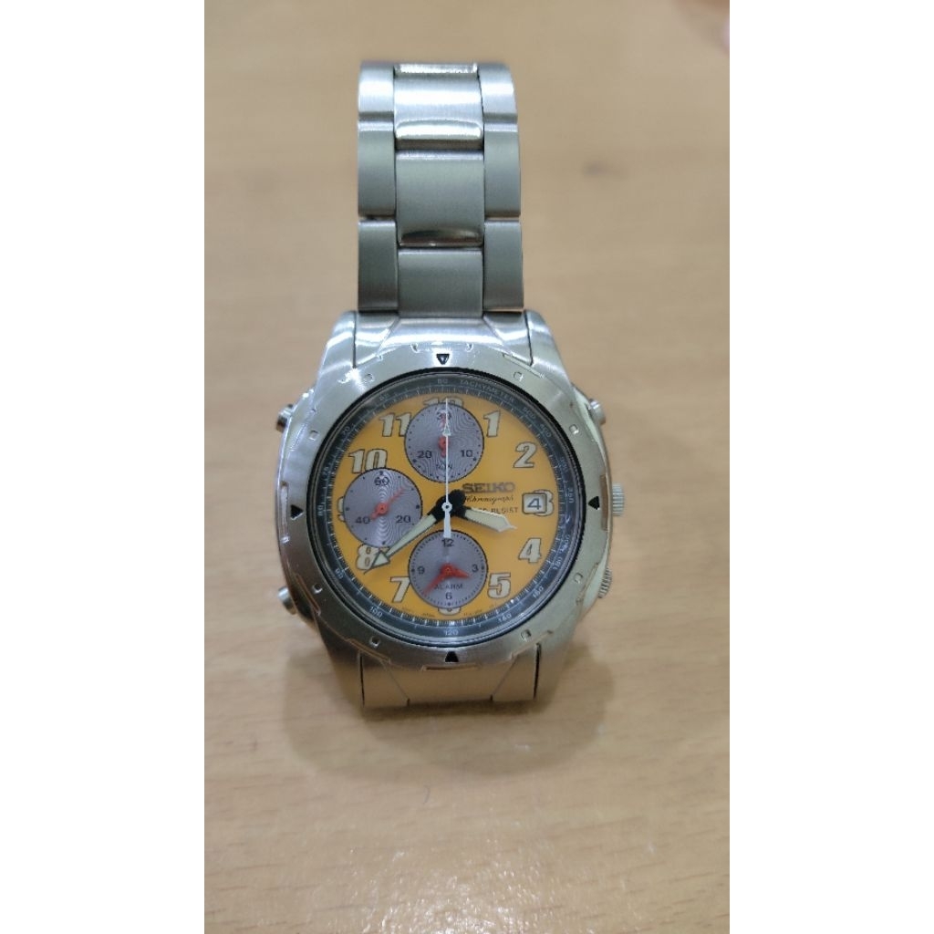 Seiko 7T32-6M30 seiko panda yelow