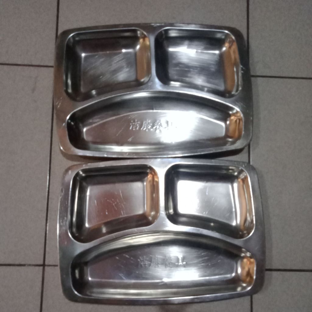 piring penjara / piring stainless steel sekat 3 piring kantin mestey 3sekat tempat makan tray