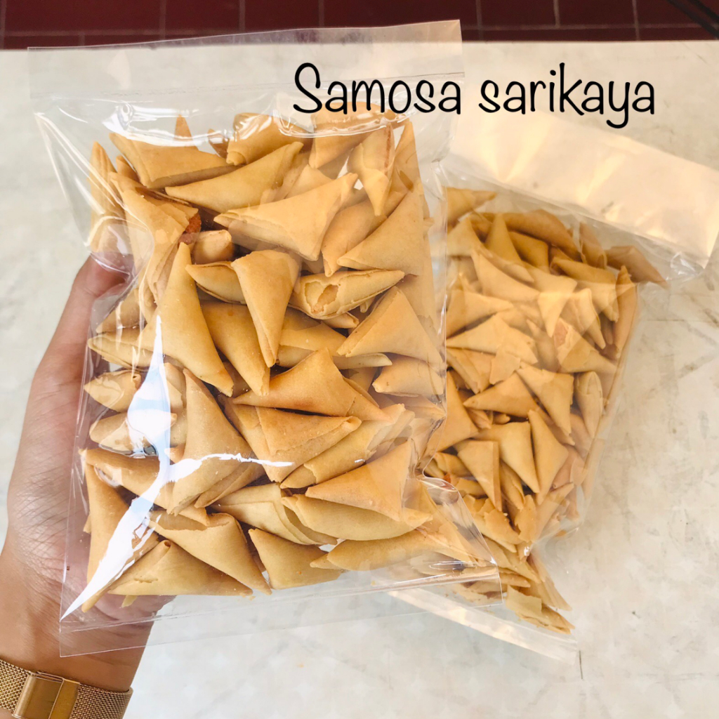 

Samosa Sarikaya 500gr 250gr Abon Ayam Pedas Manis