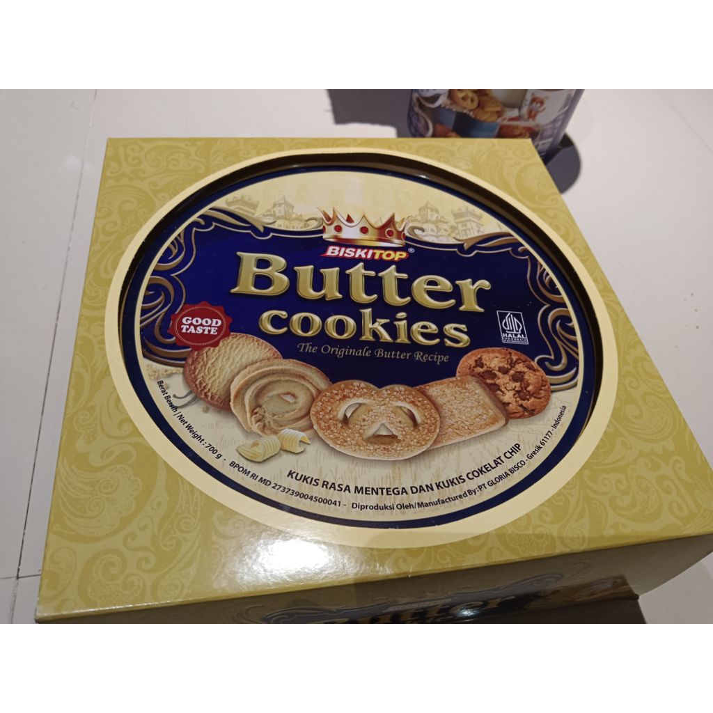 

Biskitop Butter Cookies 700gr/ Biskuit Kaleng