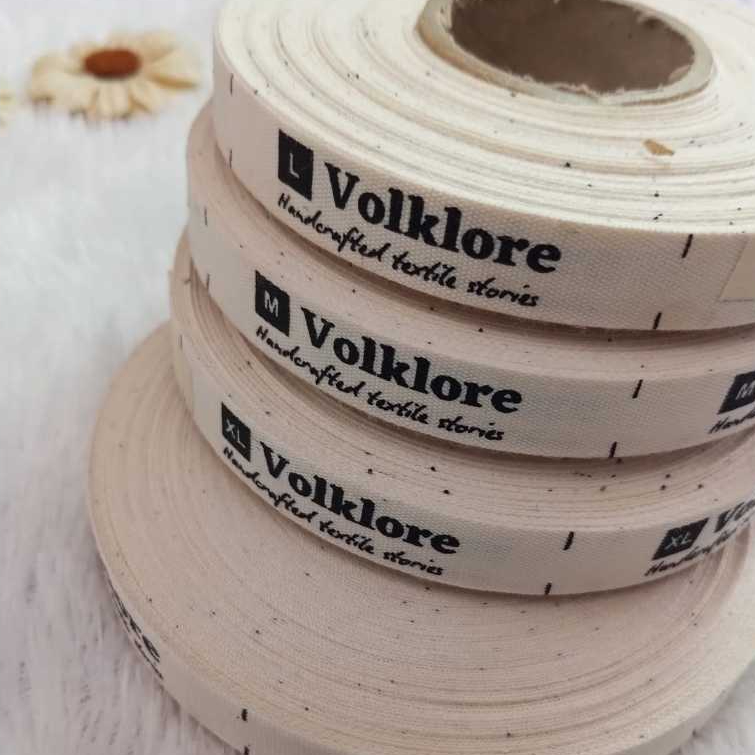 

Label Katun Krem 1,3 cm | Bahan Halus | Untuk Label Nama Baju Brand Custom