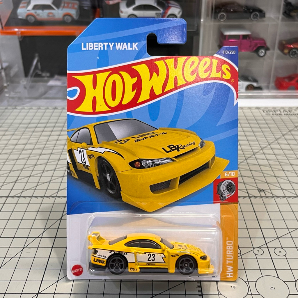 Hot Wheels Nissan Silvia S15 LBWK Kuning