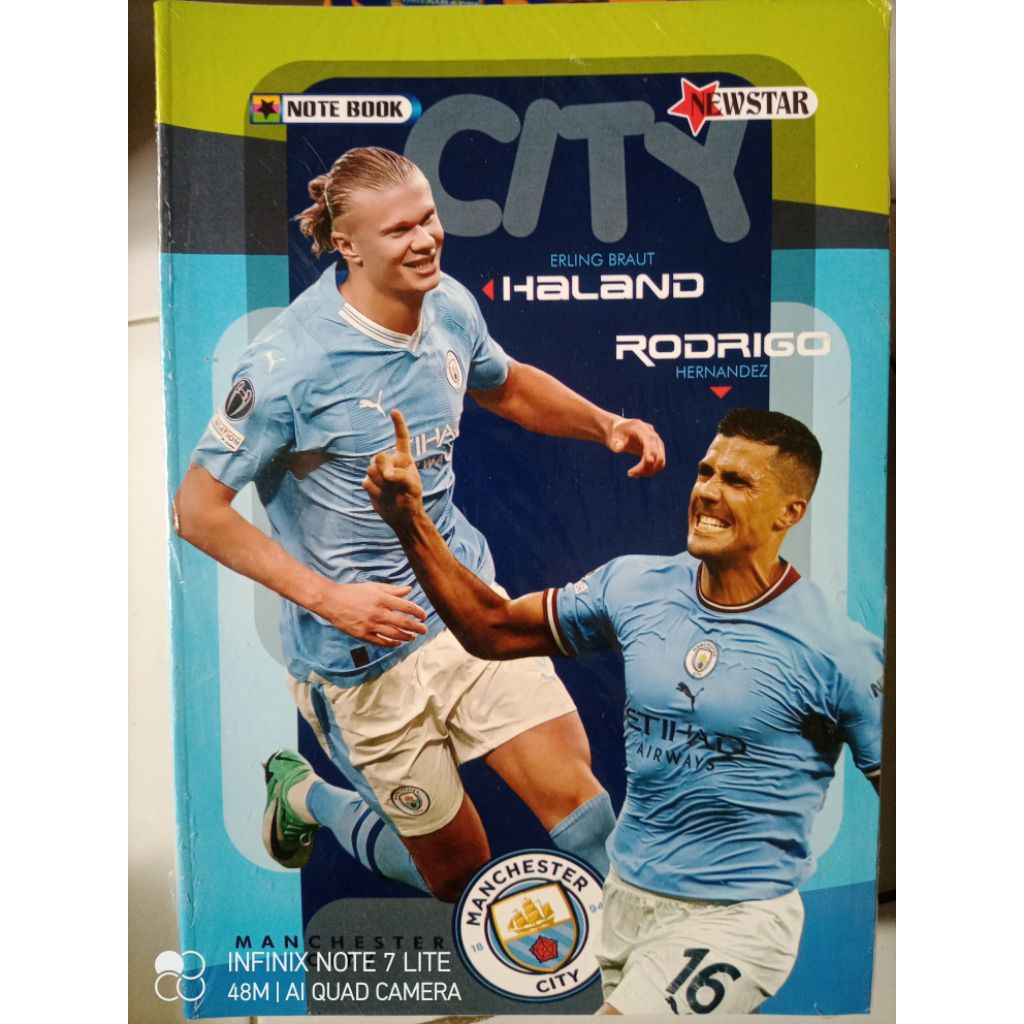 

Buku Boxy Murah meriah 1 pak |10 buku | 38 lembar .